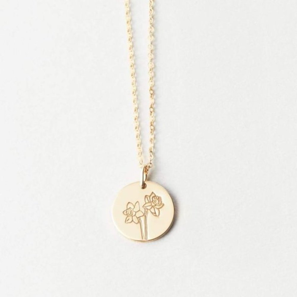 Daffodil March Birth Flower Minimalist Necklace - Picture 3 of 16